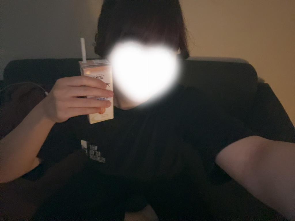 月城あいな