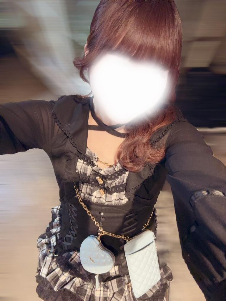 月城あいな
